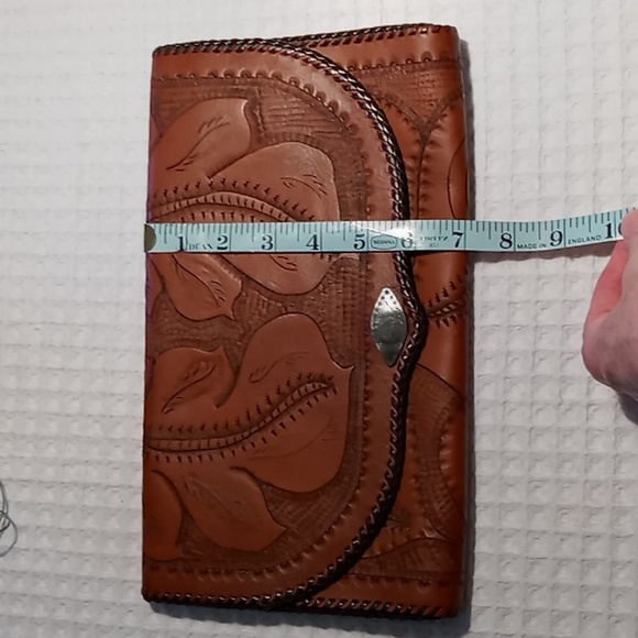 Handcrafted Hand Tooled Leather Clutch Chestnut Brown Tropical Leaf Design - Picture 9 of 13